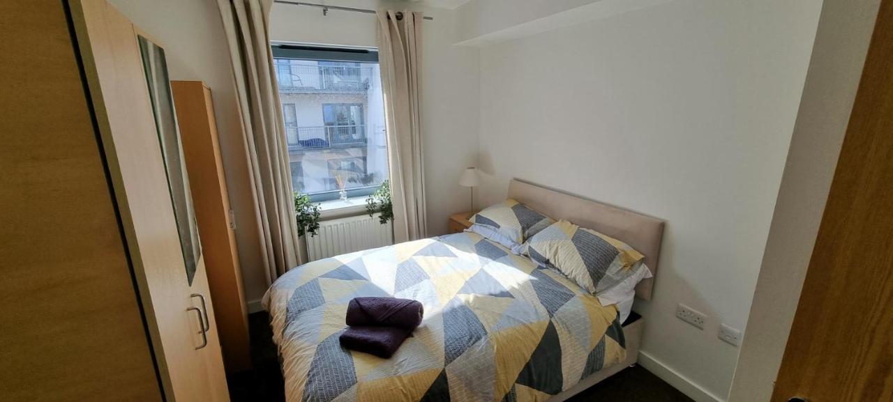 360 Serviced Accommodations - Colchester Marine Quay - 1 Double Bedroom Apartment Kültér fotó